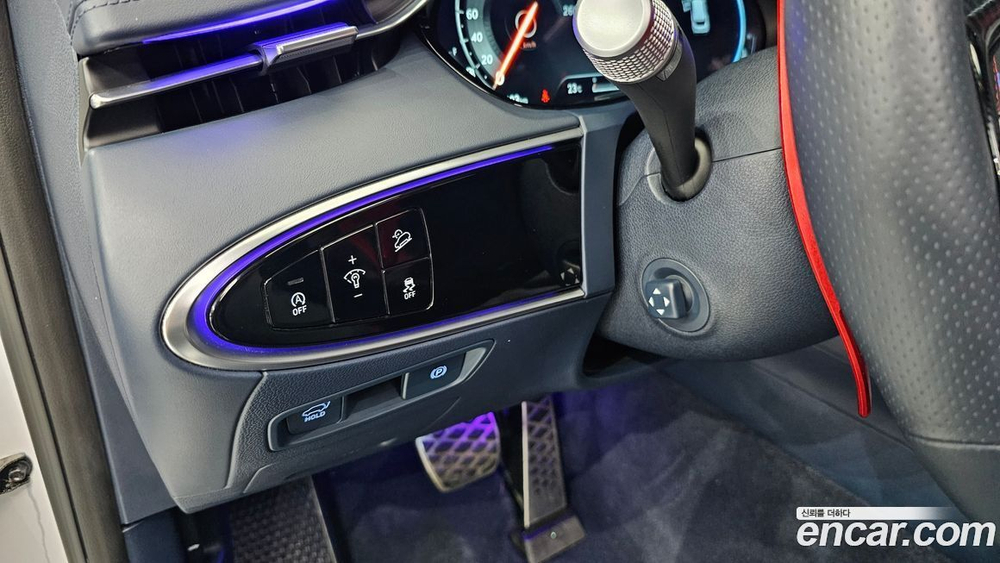 Genesis GV70 2.5T Бензин 2WD (03.2021)
