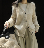 Вязаный кардиган с v-образным вырезом