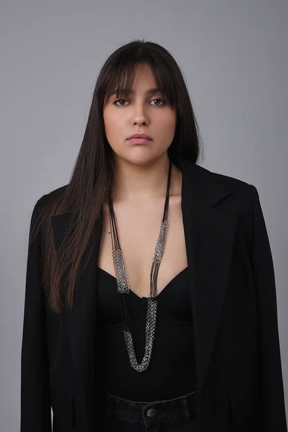 Колье длинные черные и серебряные цепи
