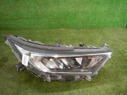 Фара правая Toyota RAV4 5 XA50 (2018-н.в.) LED