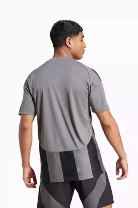 Футболка adidas Striped 24