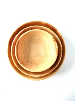 Набор деревянных сервировочных тарелок из кедра