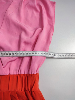 Платье H&M красивое 42 размер