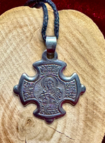 Святая Ника Нательная икона в форме креста с серебрением