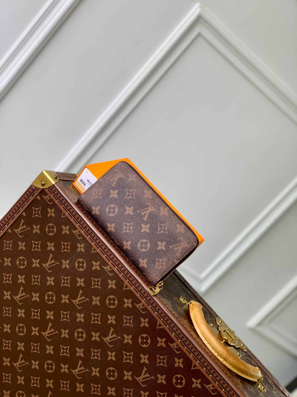 Louis Vuitton Zippy Wallet
