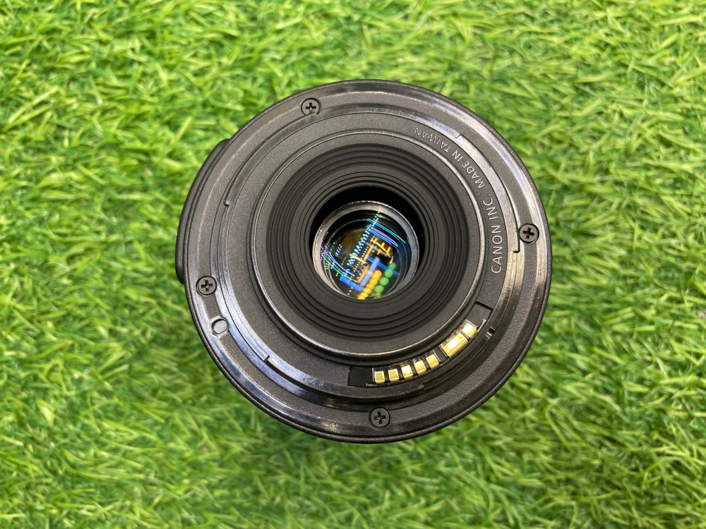 Canon 1100D Kit 18-55mm 3.5-5.6 IS II 3800 кадров