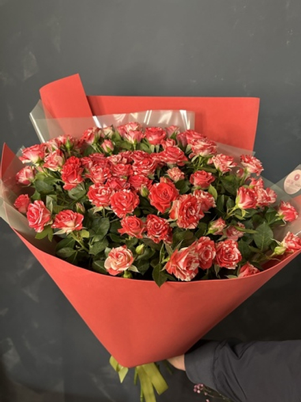 Букет из 9 кустовых роз🔥