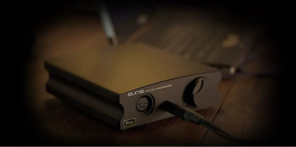 Усилитель для наушников Aune X7s pro черный