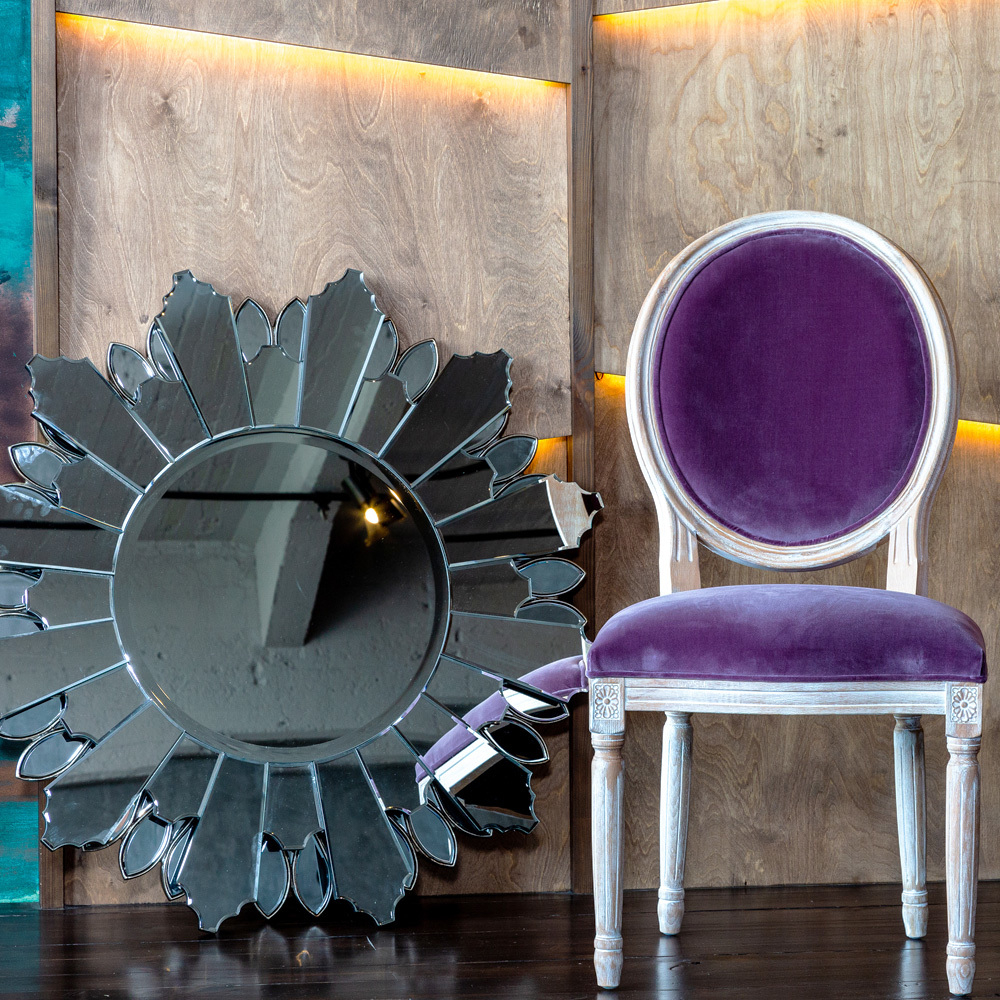 Стул Луи - Пудровый фиолетовый бархат белый жемчуг Объект мечты