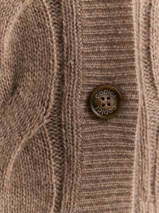 Кашемировый кардиган с косами