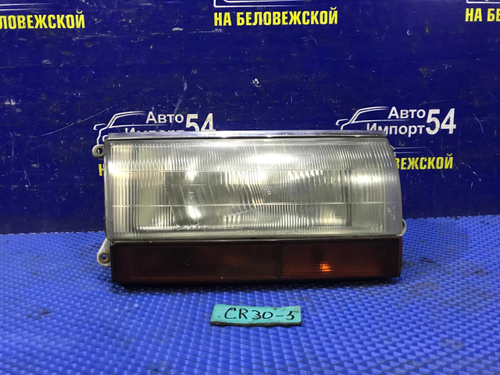 Фара передняя правая TOYOTA TOWNACE 1990