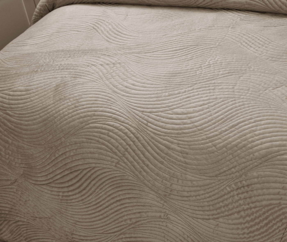 Покрывало 240х260 и 2 наволочки 50x70 Sofi De MarkO Жизель бежевое