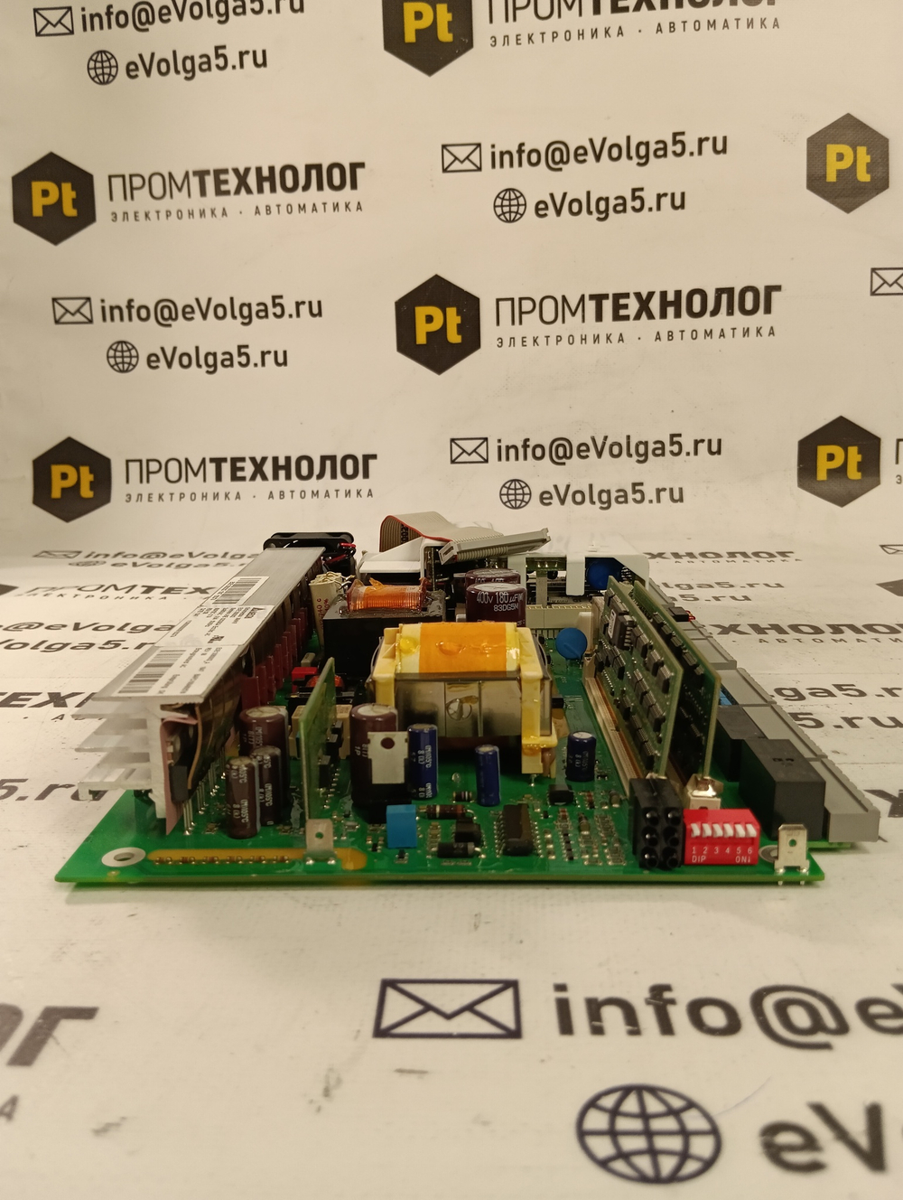 Siemens A5E02026634 (6SN1145-1BB00-0EA1) с хранения