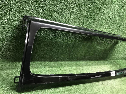 Накладка решетки радиатора Mercedes G W463 (18-24)
