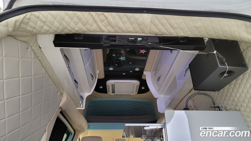 Hyundai The New Grand Starex 캠핑카 (12.2019)