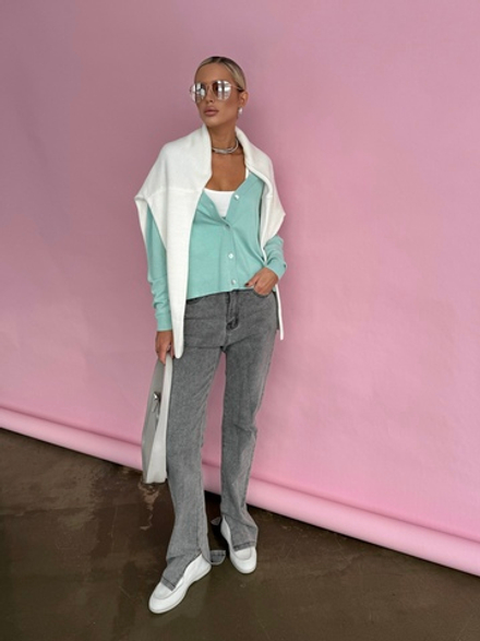 Кардиган из вискозы тонкой вязки