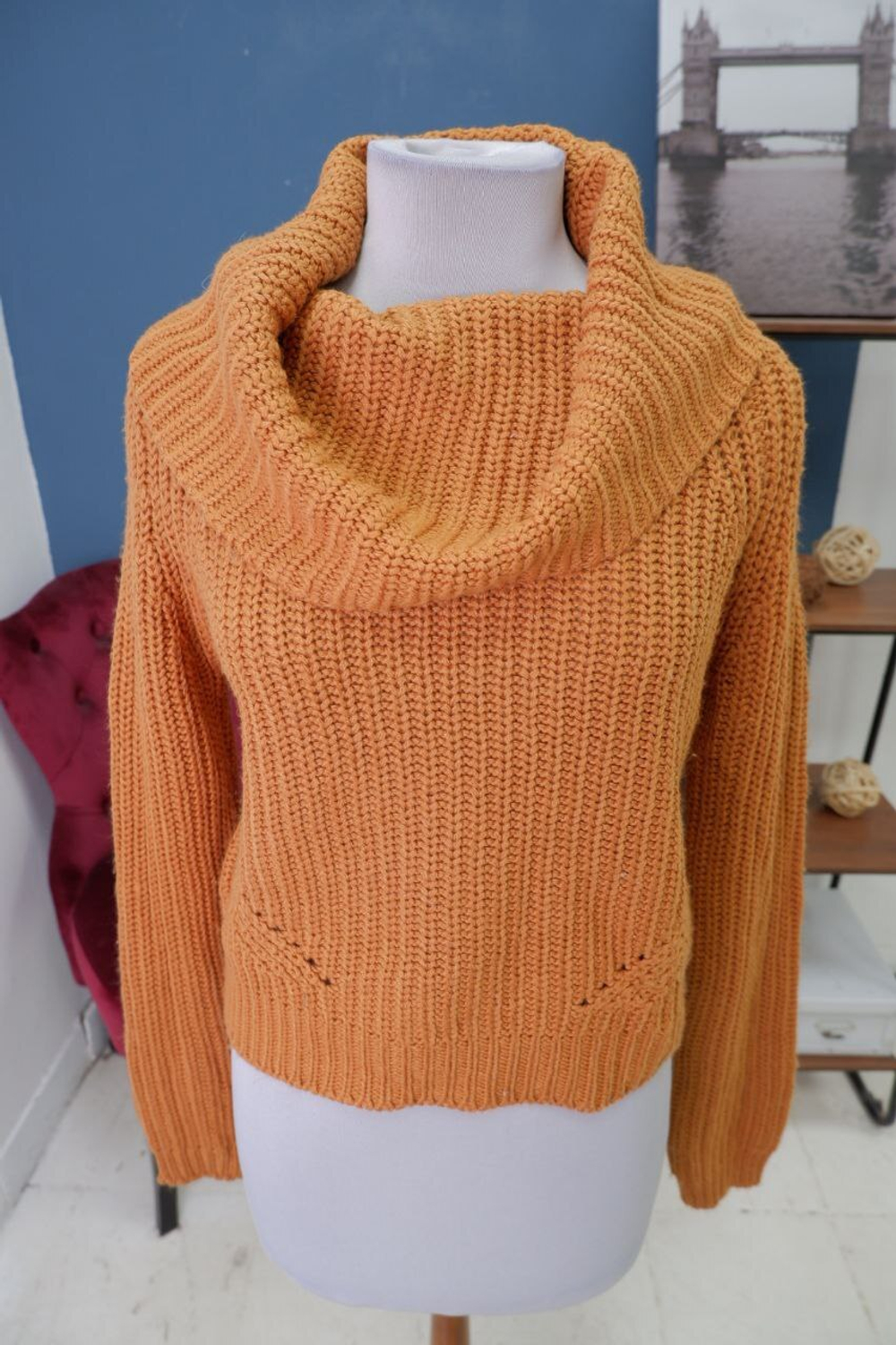 Джемпер The Fashion District с объемным горлом 44 размер