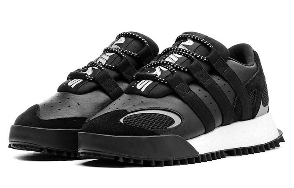 Alexander wang x adidas originals Wangbody Run Alexander Wang co-branded stitching sports low-top running shoes for men and women in the same black and white