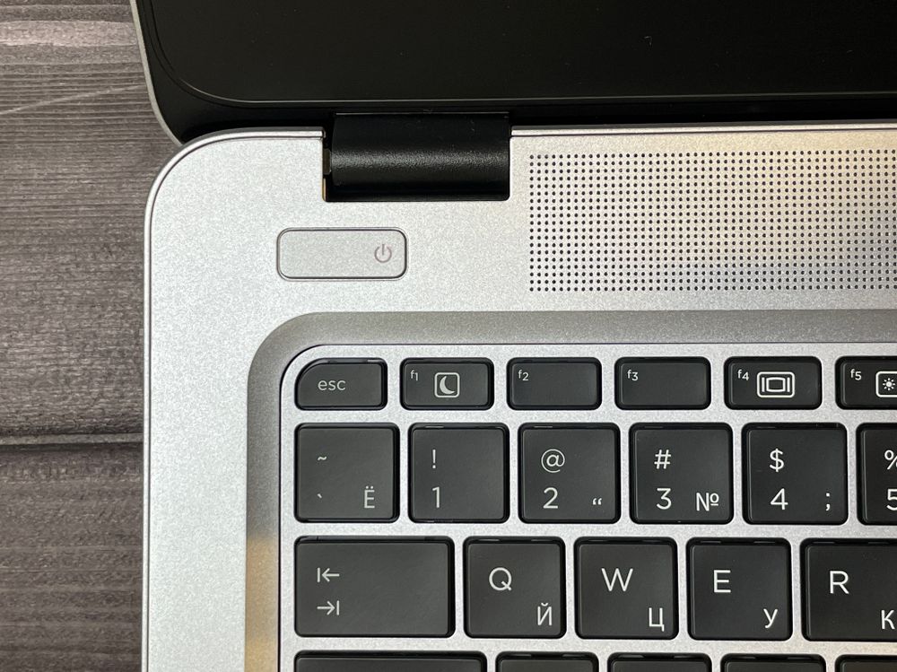 15.6" Ноутбук HP EliteBook 850 G3 (1920x1080, Intel Core i7-6600U, RAM 8ГБ,SSD 256ГБ, Intel HD Graphics 520, Win 10Pro)