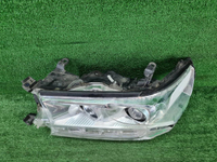 Битая Фара левая Toyota Land Cruiser 200 (2015-2021) LED