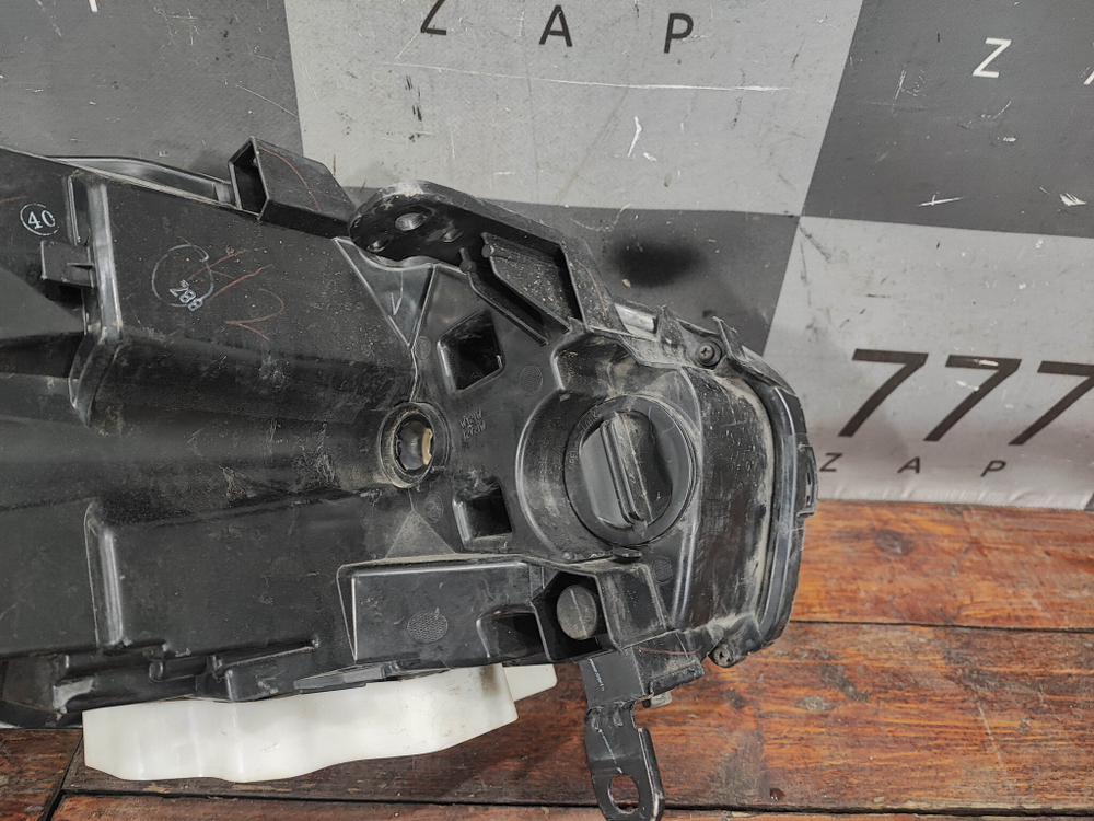 Фара левая LED Nissan Murano 3 (Z52) 14-22 Б/У Оригинал 260605BC5A