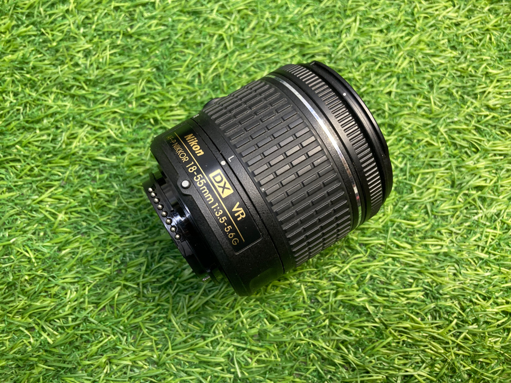 Nikon D3400 Kit AF-P DX 18-55mm G VR (4400 кадров)