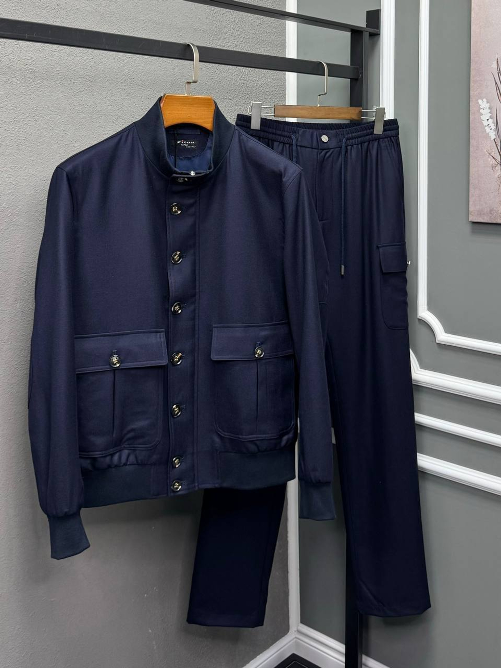 Костюм Kiton