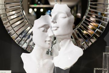 D6043 Статуэтка "Влюбленные" бел. 43*19*60см