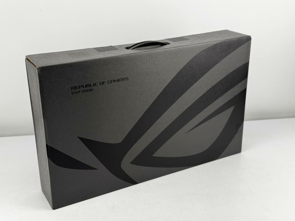 Игровой Ноутбук 16" ASUS ROG Zephyrus G16 GU605M ", Intel Core Ultra 9 185H, RAM 32 ГБ, SSD, NVIDIA GeForce RTX 4060 для ноутбуков (8 Гб), Windows Home