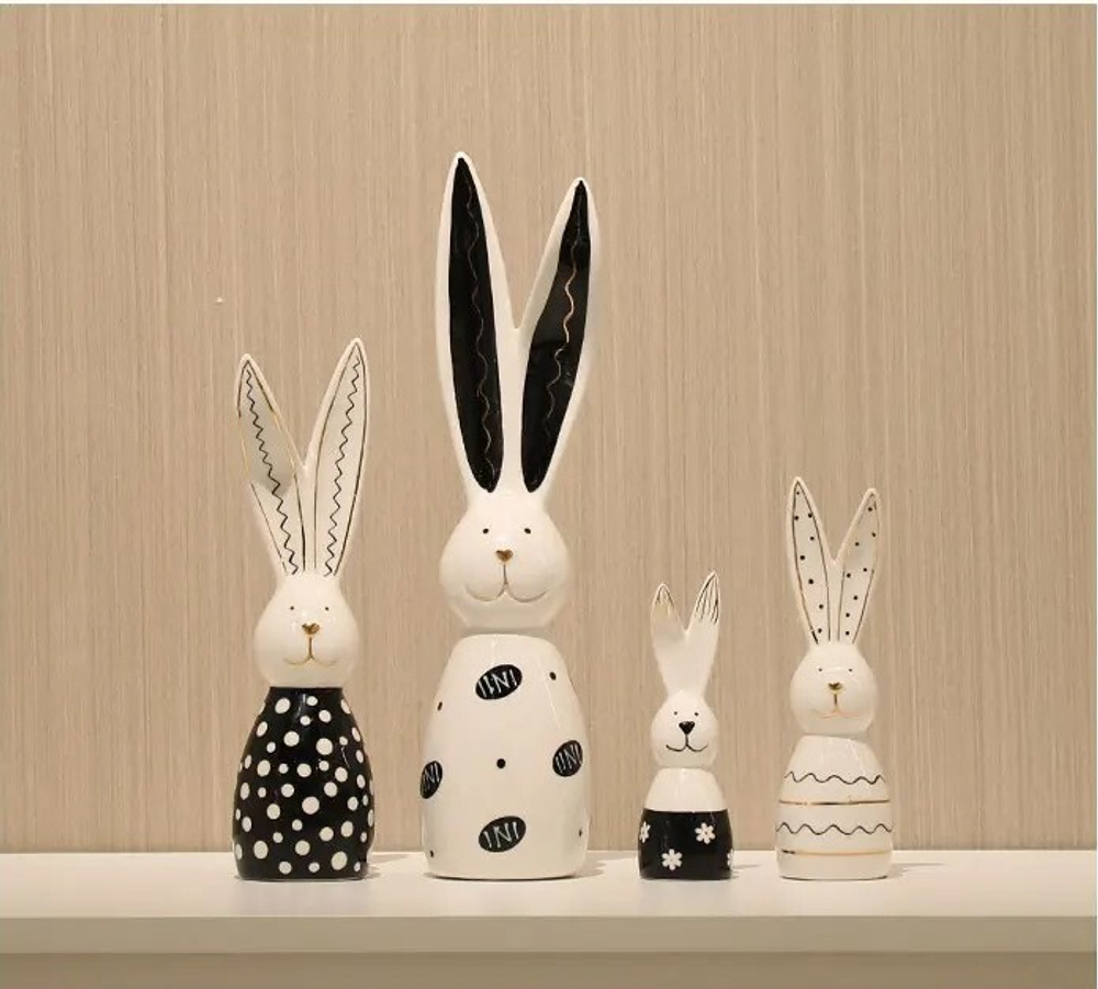 Фигурка Line rabbit