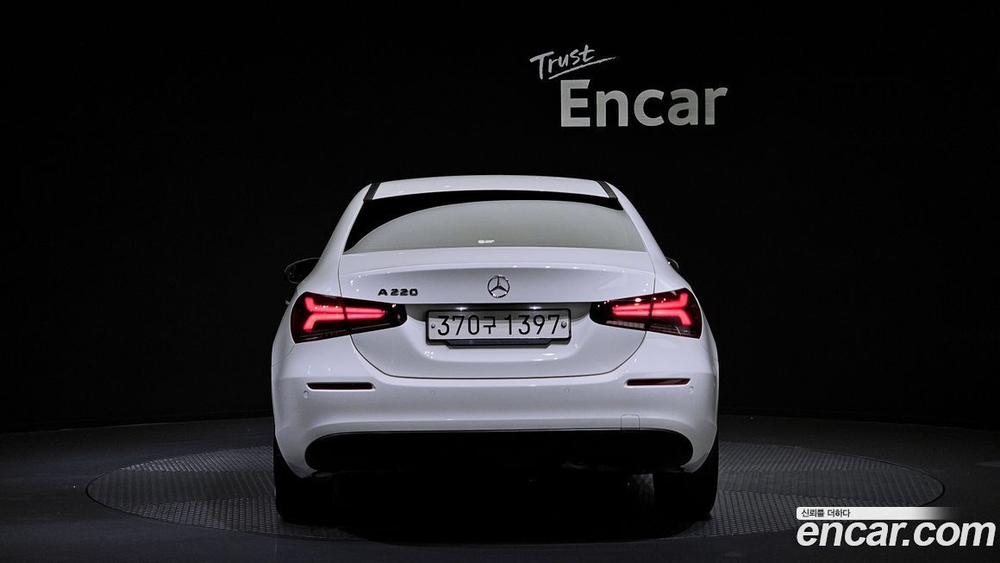 Mercedes-Benz A-Class W177 A220 Sedan (08.2020)