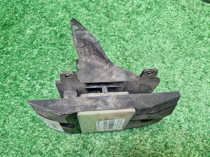 Датчик слепых зон левый RR Vogue 4 L405 (12-22)