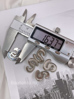 Пуговицы Скиапар. серебристые рельефные  "S"