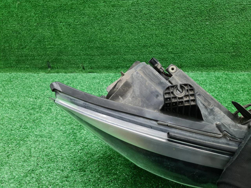 Фара правая Faw Besturn X80 (2018-2022) галоген