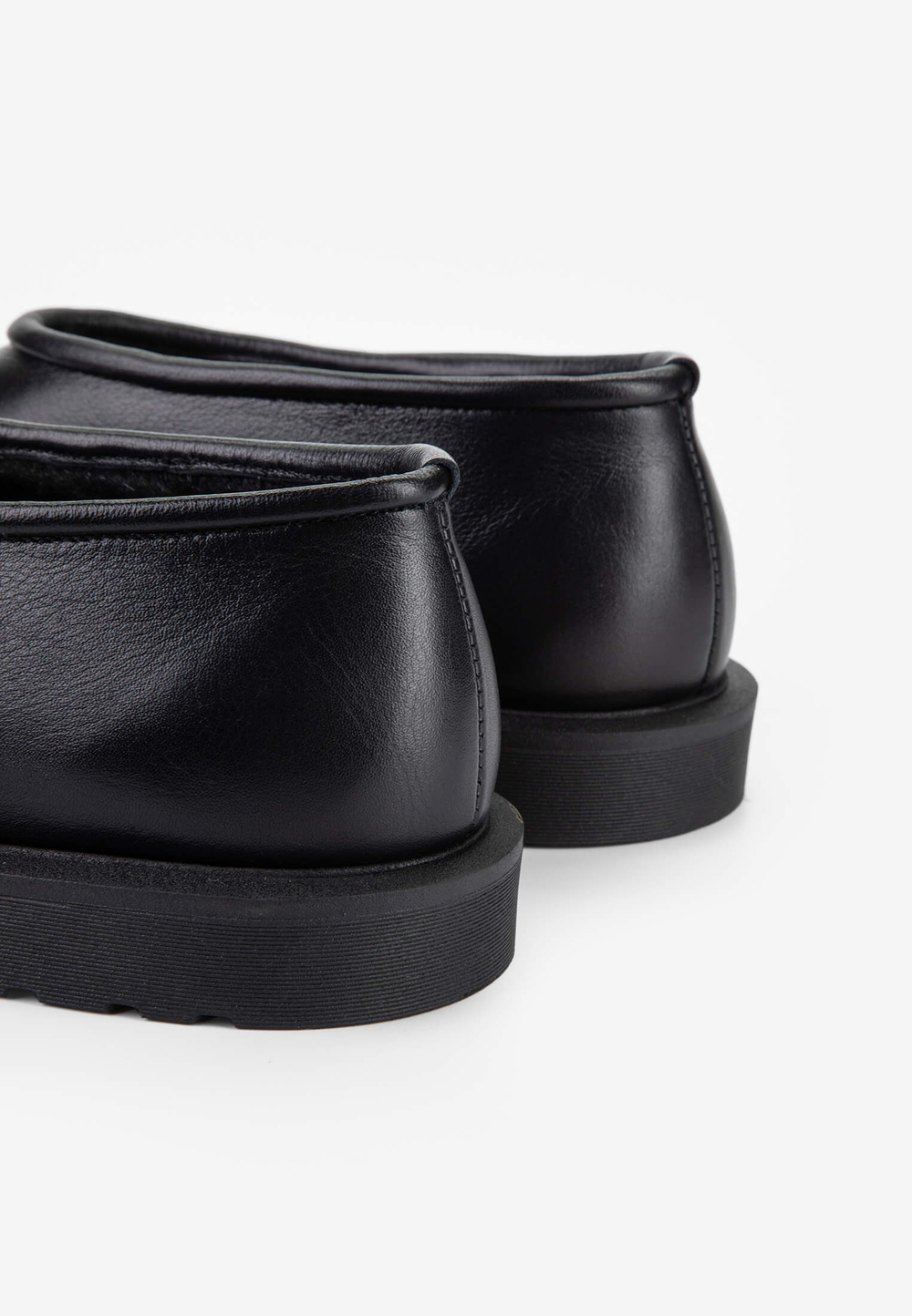 Угги // Lucía // Black