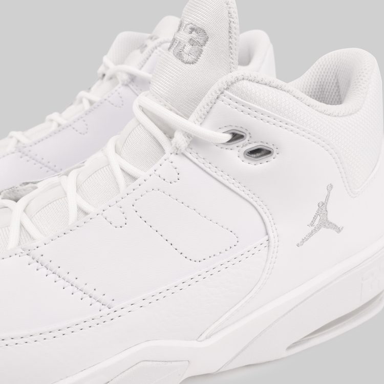 Кроссовки Jordan Max Aura 3 артикул:CZ4167-110 - купить в магазине Дайс