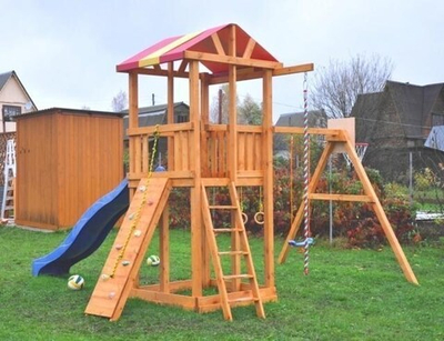 Детская деревянная площадка  для дачи «Мадрид 21»