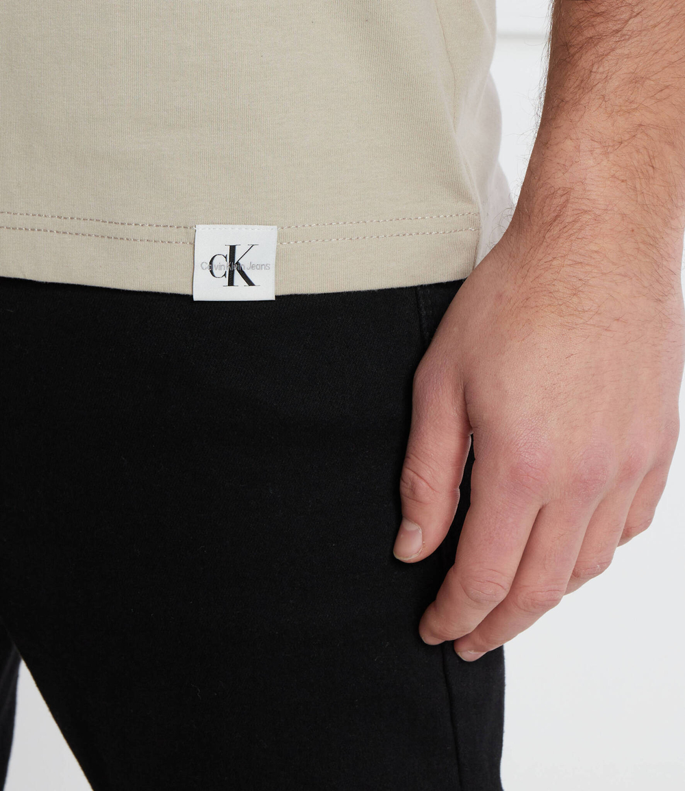 Футболка CALVIN KLEIN JEANS - бежевый(J30J324530)