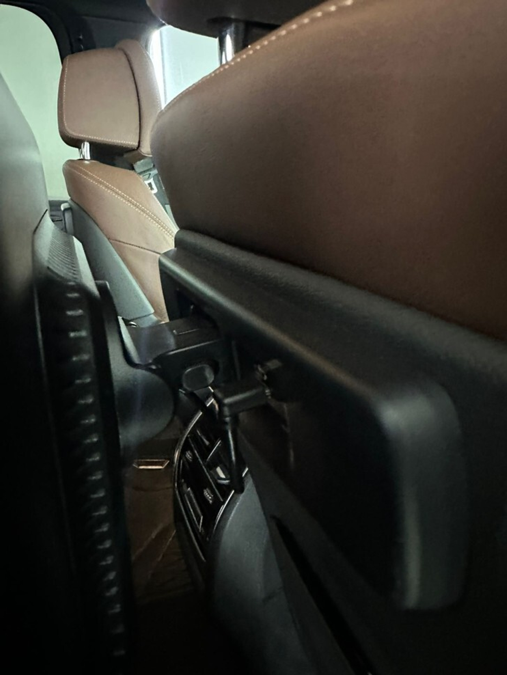 Комплект мониторов на подголовник для BMW G серии - RDL-1188 BMW с сенсорным экраном 12,3” (IPS 1920 х 1280, Android 11, 8+128Gb)