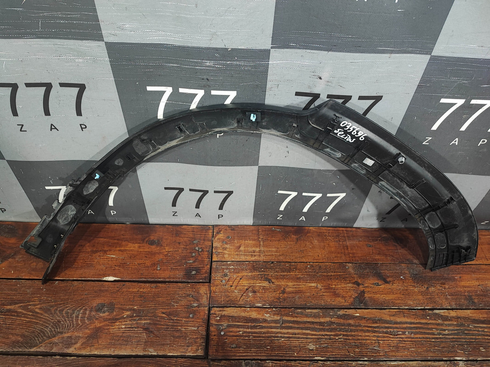 Накладка крыла заднего правого Kia Seltos 19-нв Б/У Оригинал 87744Q5000