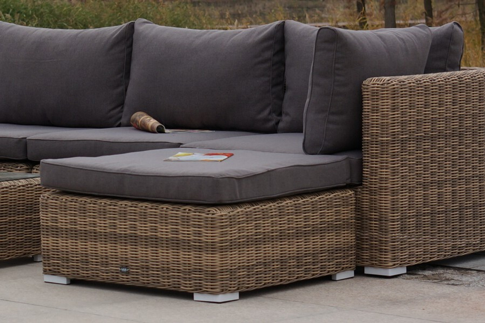 "Лунго" плетеная оттоманка с подушкой, цвет соломенный