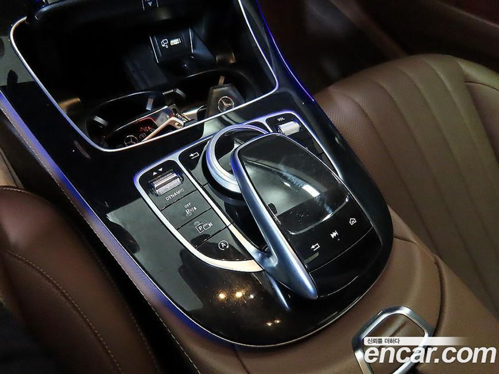 Mercedes-Benz E-Class W213 E300 4MATIC Exclusive (05.2020)