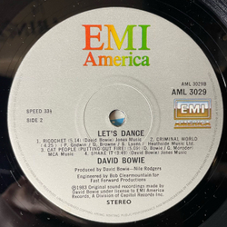Винтажная виниловая пластинка LP David Bowie Let's Dance (Англия 1983)