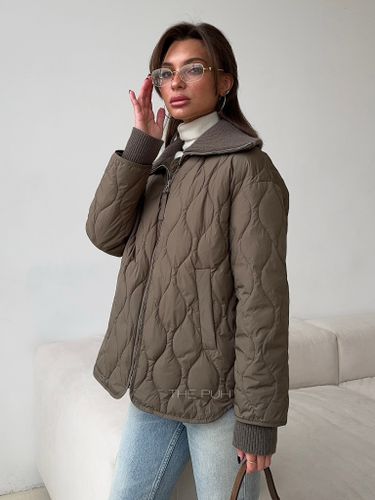 Женская стеганая куртка в цвете хаки