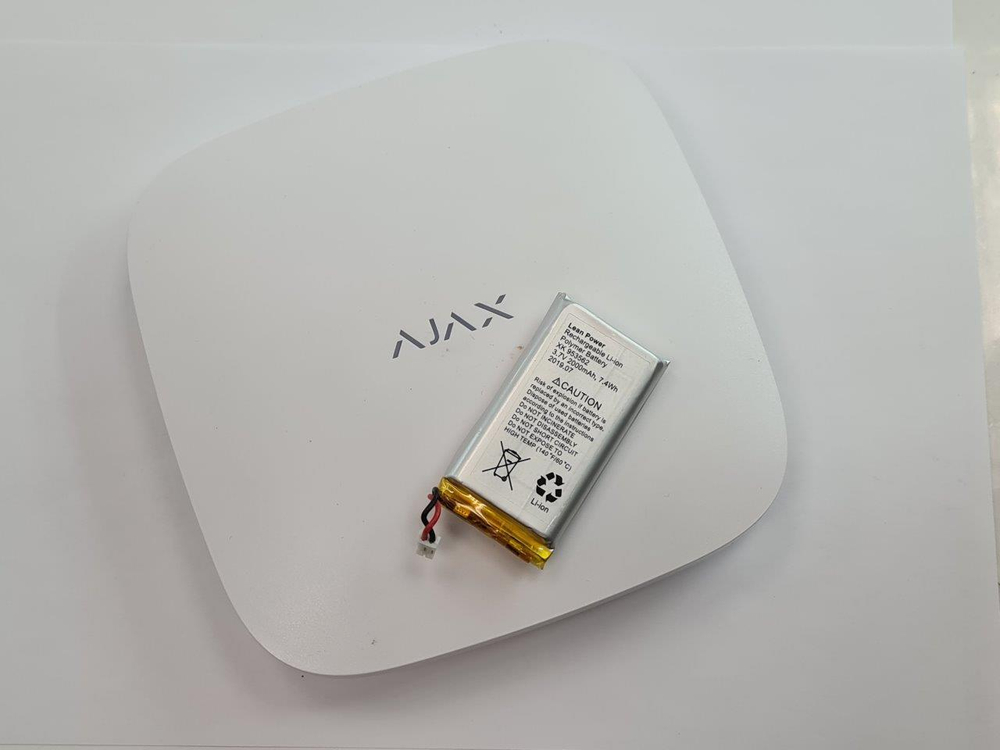 Ремонт аккумулятора Ajax Hub Белый