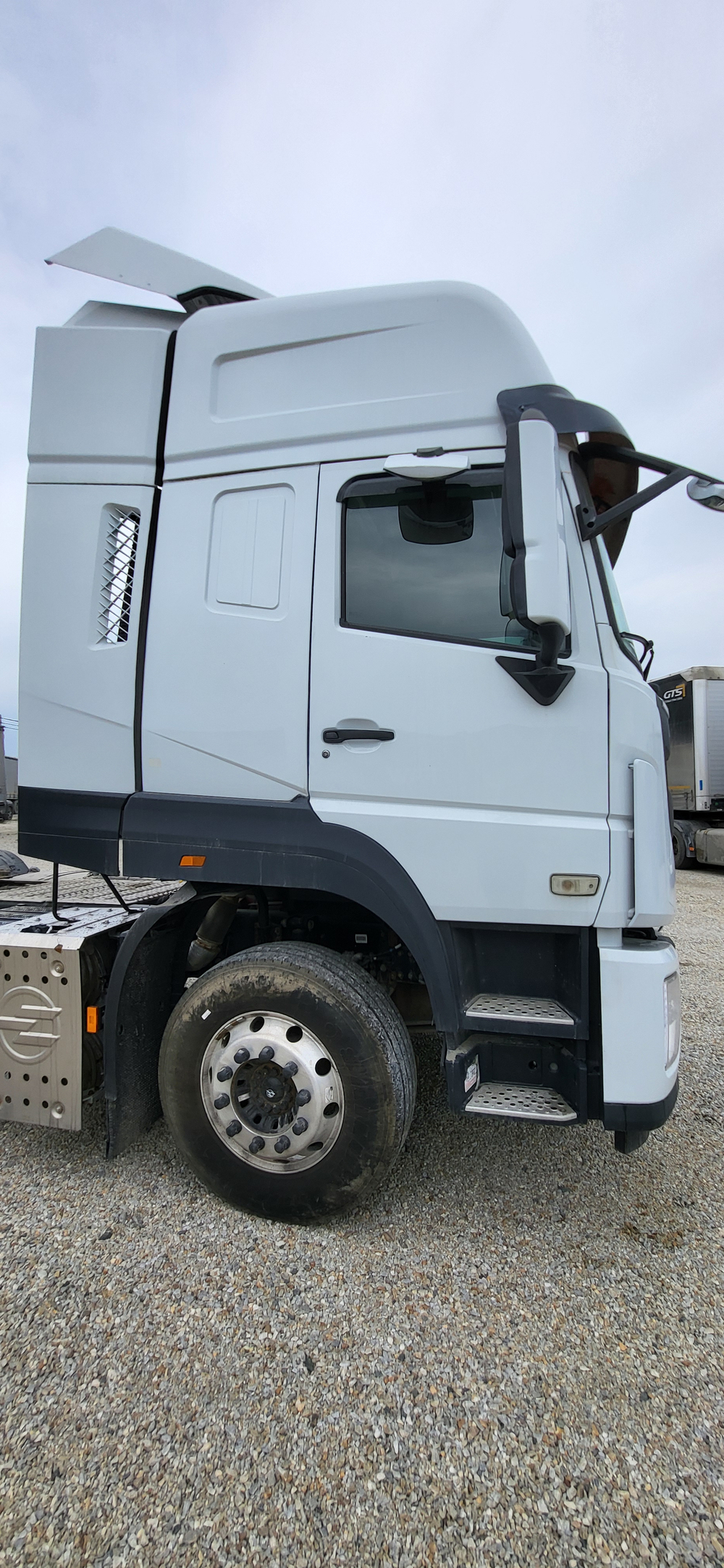 VASOL HV7 4x2 Седельный тягач DFD4189 (Дизельный, 13.0 л, 530 л.с. АТ)