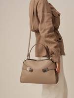 Кожаная сумка Helen DBR 31425 бежевое латте