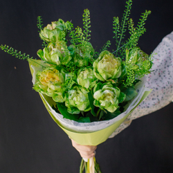 21. Оригинальный букет из розы сорта Вегги