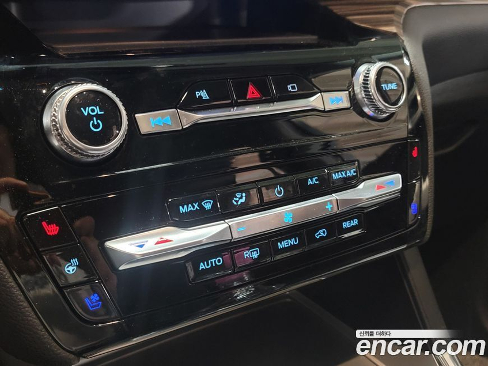 Ford Explorer 6 Generation 2.3 Limited 4WD (12.2022)