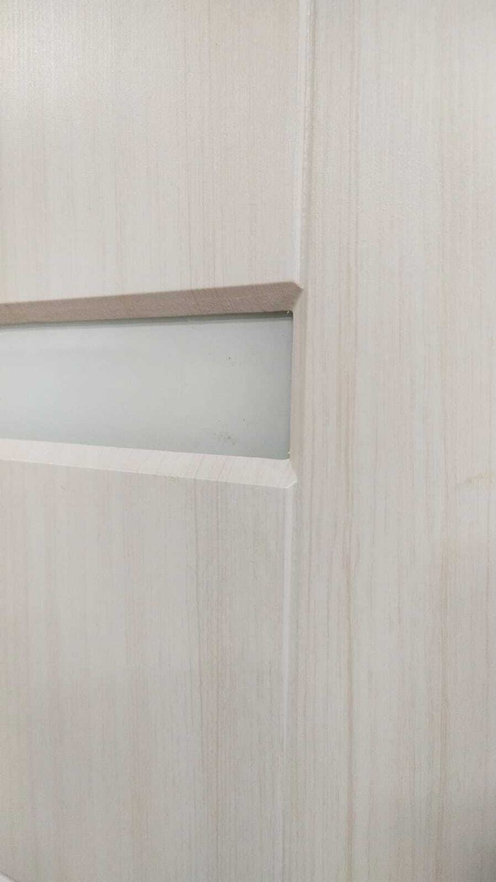 Дверь входная Лабиринт ACUSTIC 01 Сандал белый, стекло белое  металлическая